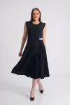 siyah-beli-tas-detayli-elbise-24334